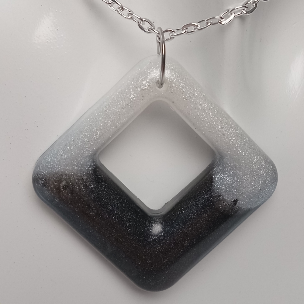Elegant Black and Silver Pendant Necklace